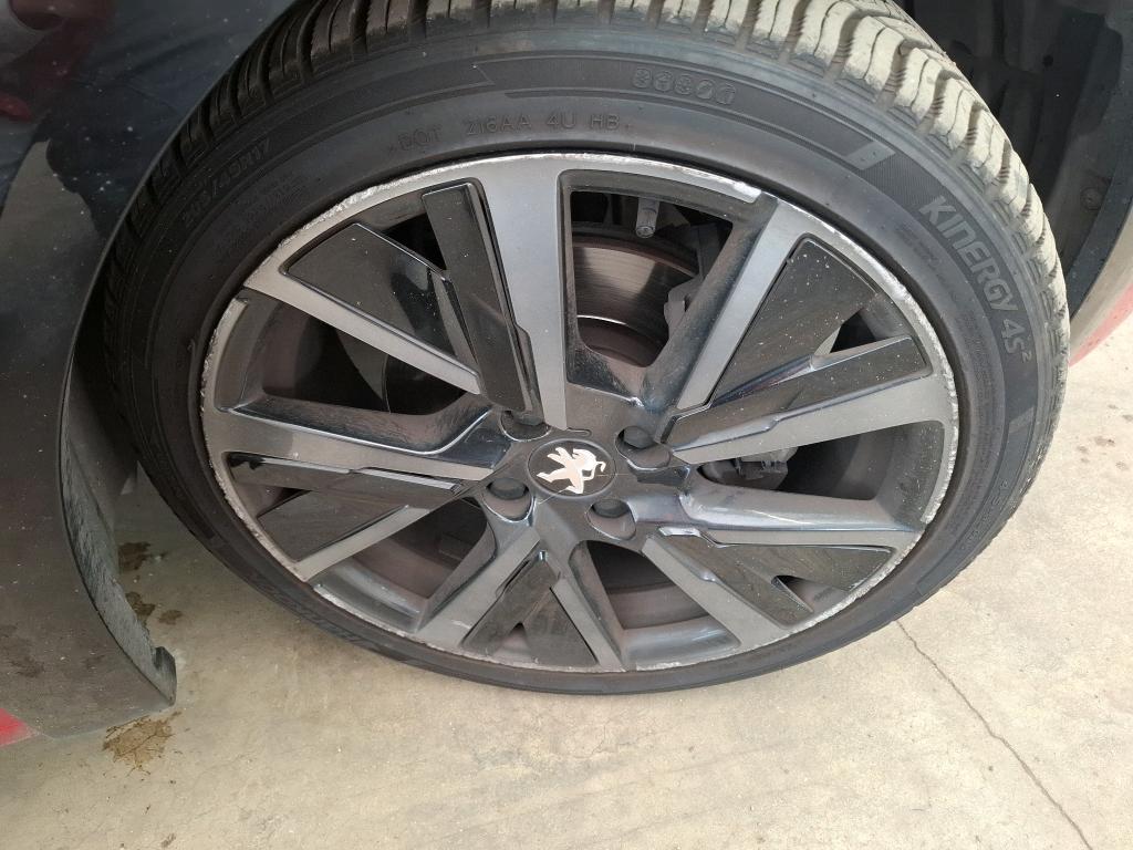 PEUGEOT 208) 208 PureTech 130 S&S EAT8 GT Pack 2021