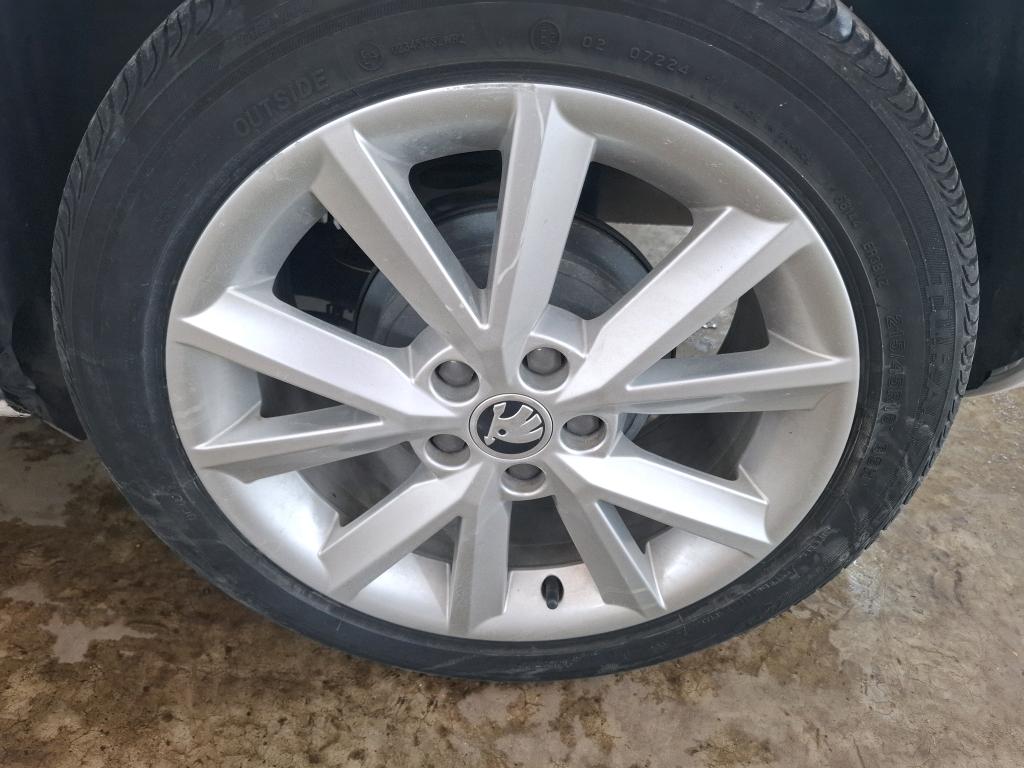 SKODA FABIA 1.0 MPI 60 ch BVM5 Clever 2018