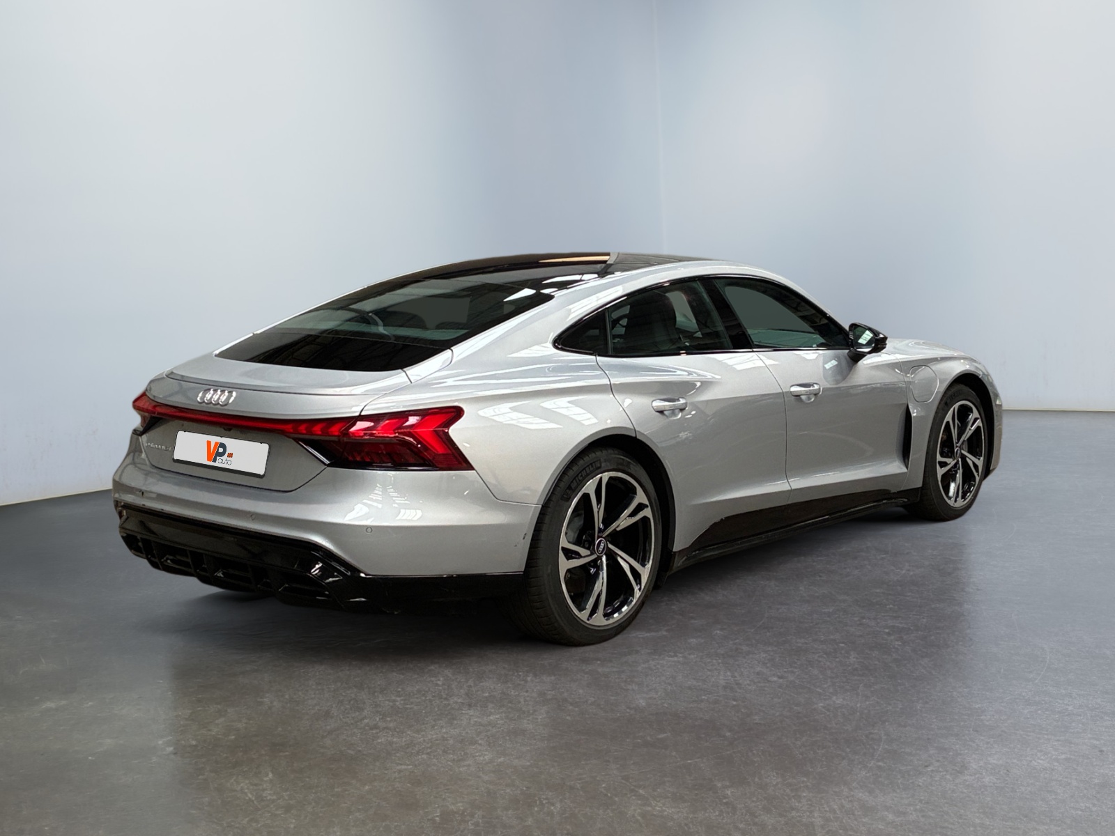 AUDI E-TRON GT 476 ch quattro 2021