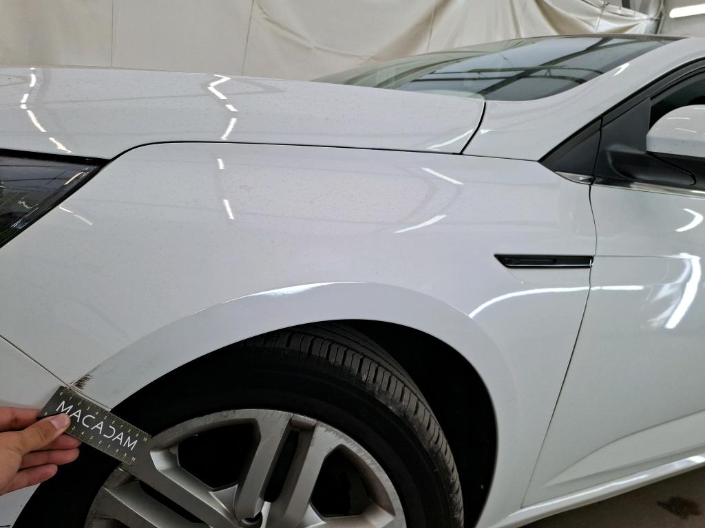 RENAULT MÉGANE MEGANE IV BERLINE Blue dCi 115 EDC Business 2019