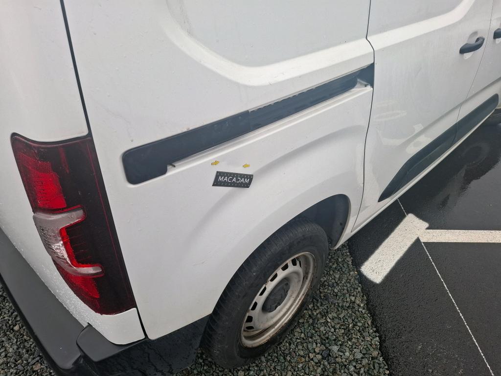 OPEL COMBO CARGO 1.5 100 CH S/S L1H1 BVM6 STANDARD PACK CLIM 2022