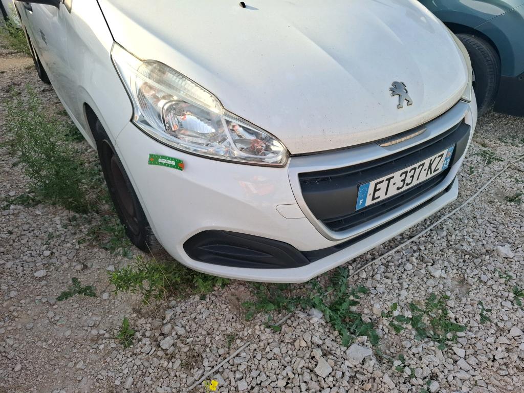 PEUGEOT 208 AFFAIRE 1.6 BLUEHDI 75 BVM5 PREMIUM 2018