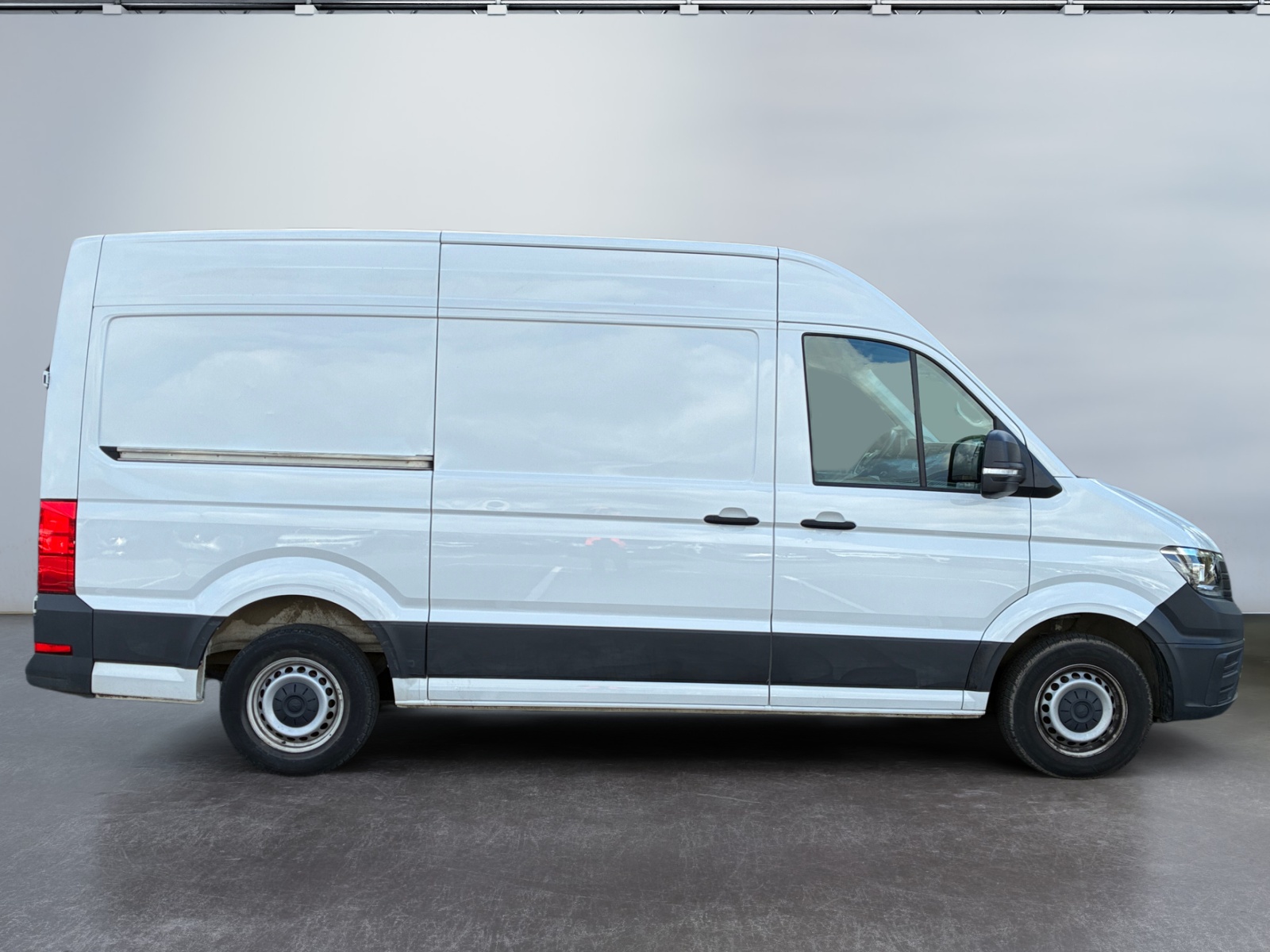 VOLKSWAGEN CRAFTER VAN 30 L3H3 2.0 TDI 140 CH BUSINESS 2023