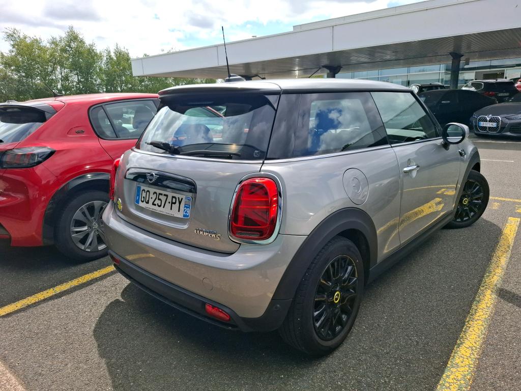 MINI HATCH 3 Portes Cooper SE 184 ch Essential 2023