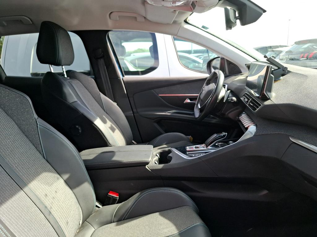 PEUGEOT 3008 Hybrid 225 e-EAT8 Allure Pack 2022