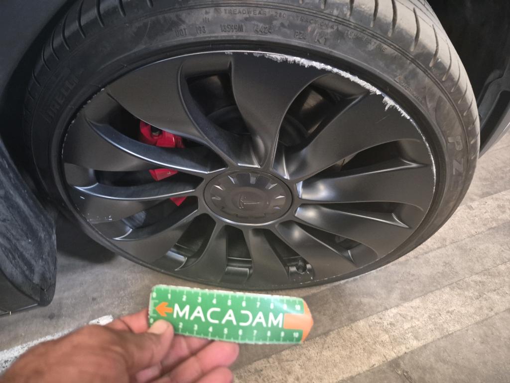 TESLA MODEL Y Performance Dual Motor AWD 2023