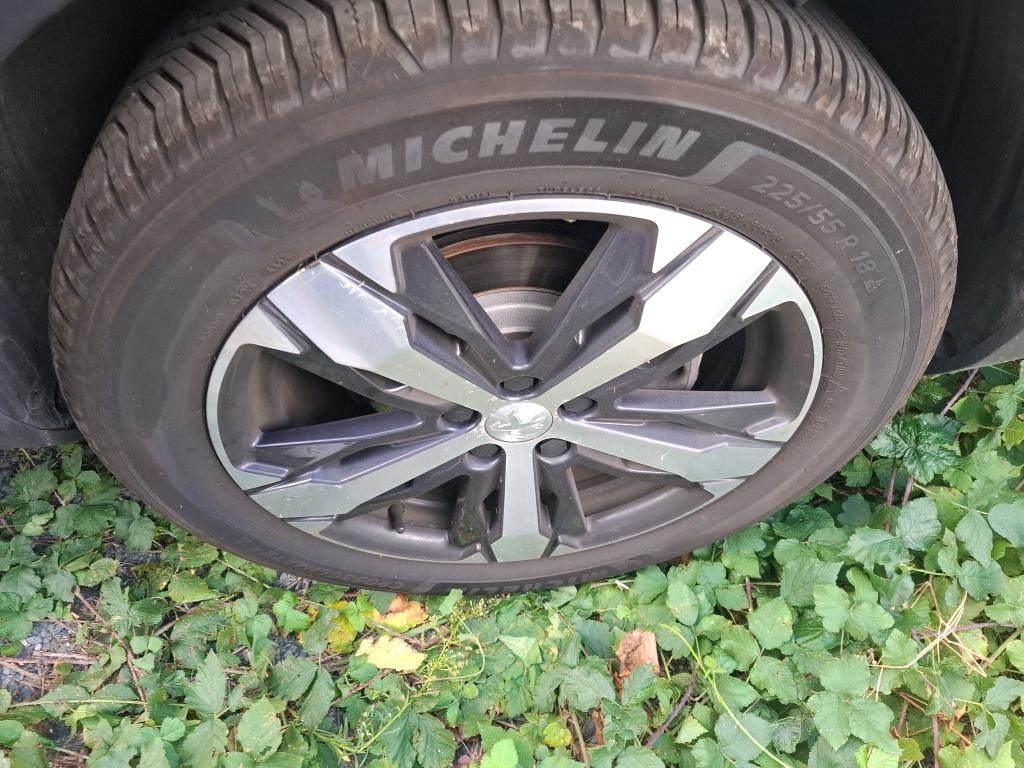 PEUGEOT 5008 BlueHDi 130ch S&S EAT8 GT 2023