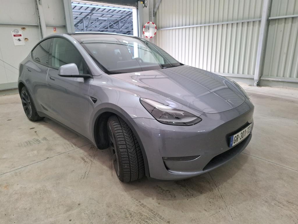 TESLA  2023