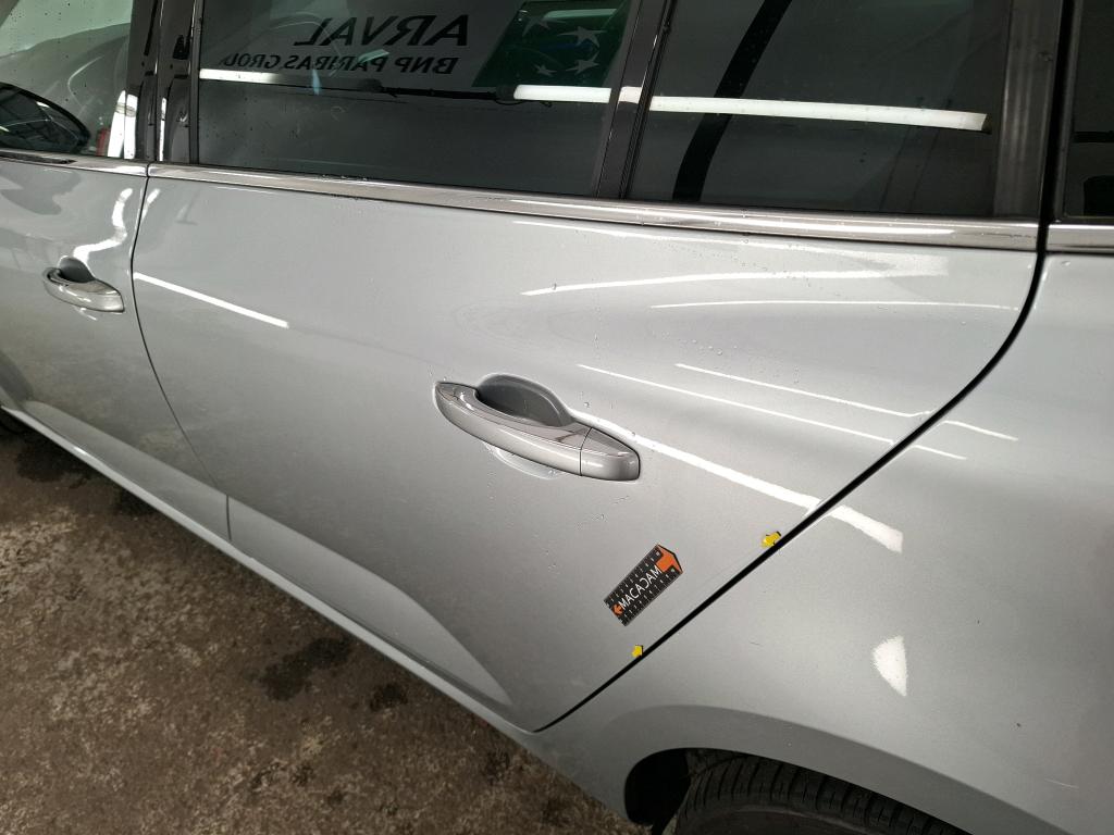 RENAULT MÉGANE MEGANE IV Estate TCe 140 EDC Techno 2023