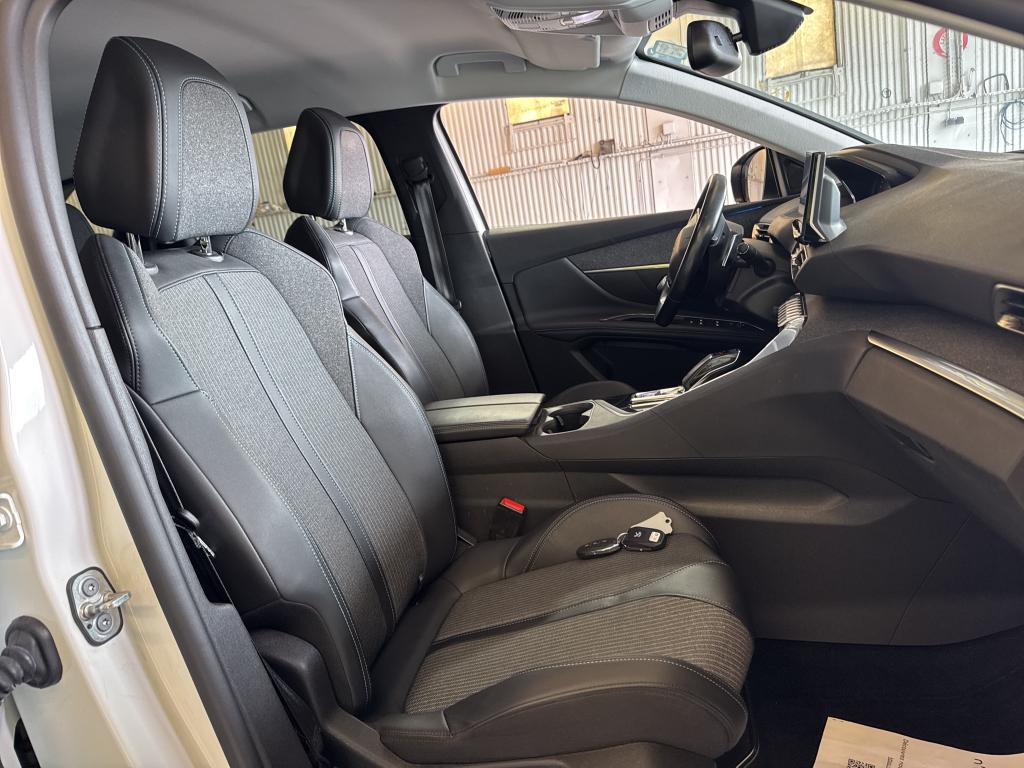 PEUGEOT 3008 Puretech 130ch S&S EAT8 Allure Pack 2022