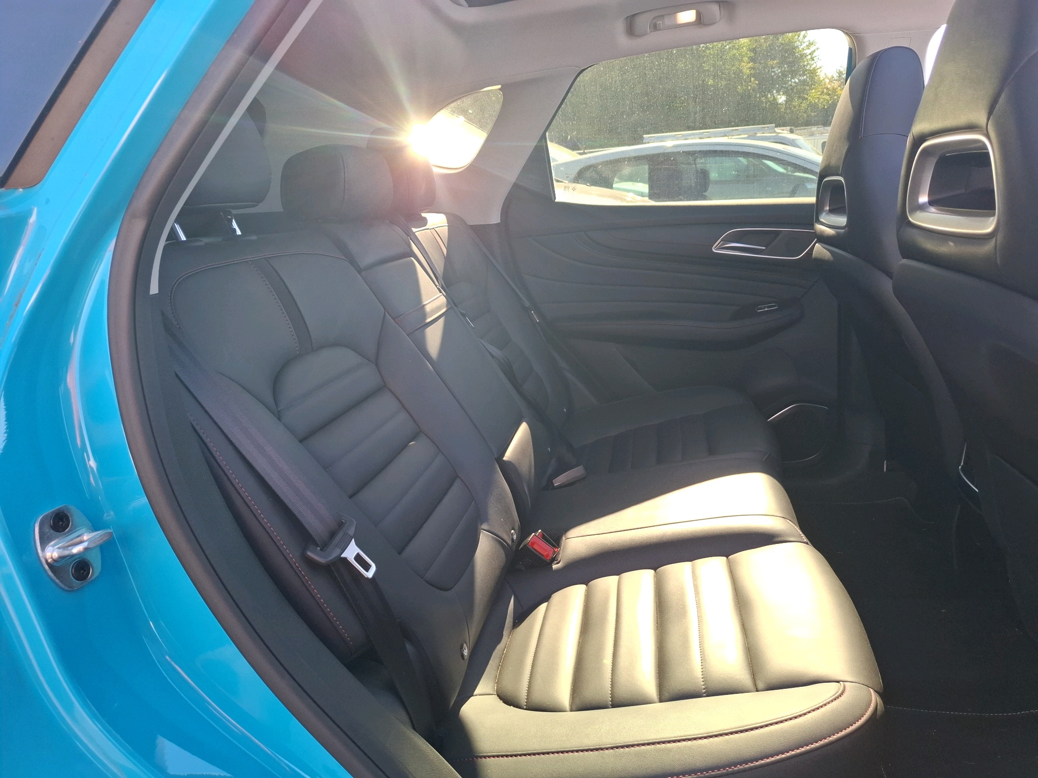 MG EHS 1.5T GDI PHEV Luxury 2024