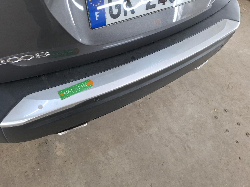 PEUGEOT 2008 PureTech 130 S&S EAT8 Active Pack 2022