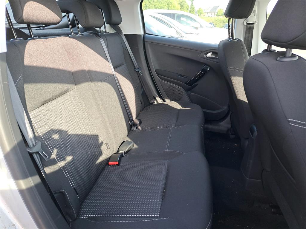 PEUGEOT 208 1.2 PureTech 110ch S&S BVM5 Allure Business 2017