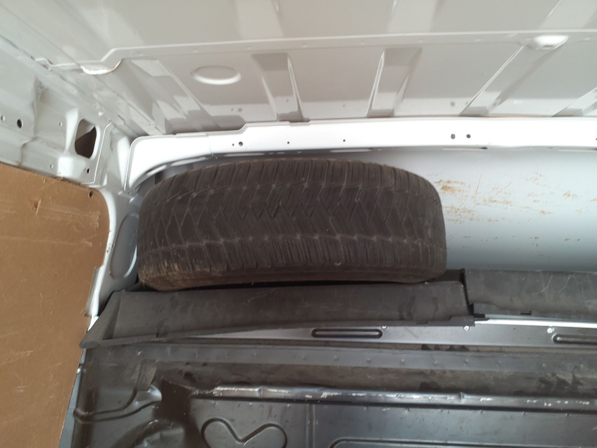 IVECO 35S 14V 3,5T 136CV 3520L Q-LEAF 4X2 2023
