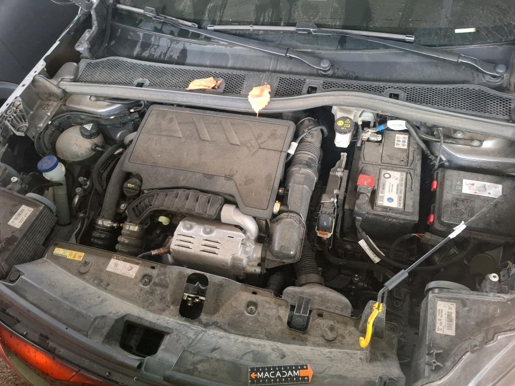 PEUGEOT 2008 PureTech 130 S&S EAT8 Active Pack 2022