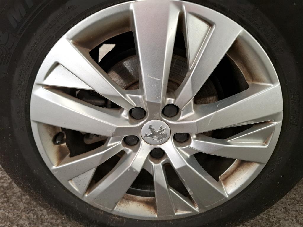 PEUGEOT 3008 BUSINESS Puretech 130ch S&S EAT8 Active 2021