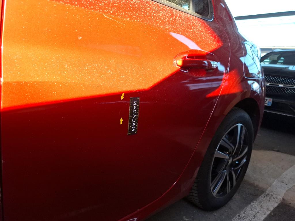 PEUGEOT 208) 208 BlueHDi 100 S&S BVM6 Active Pack 2023