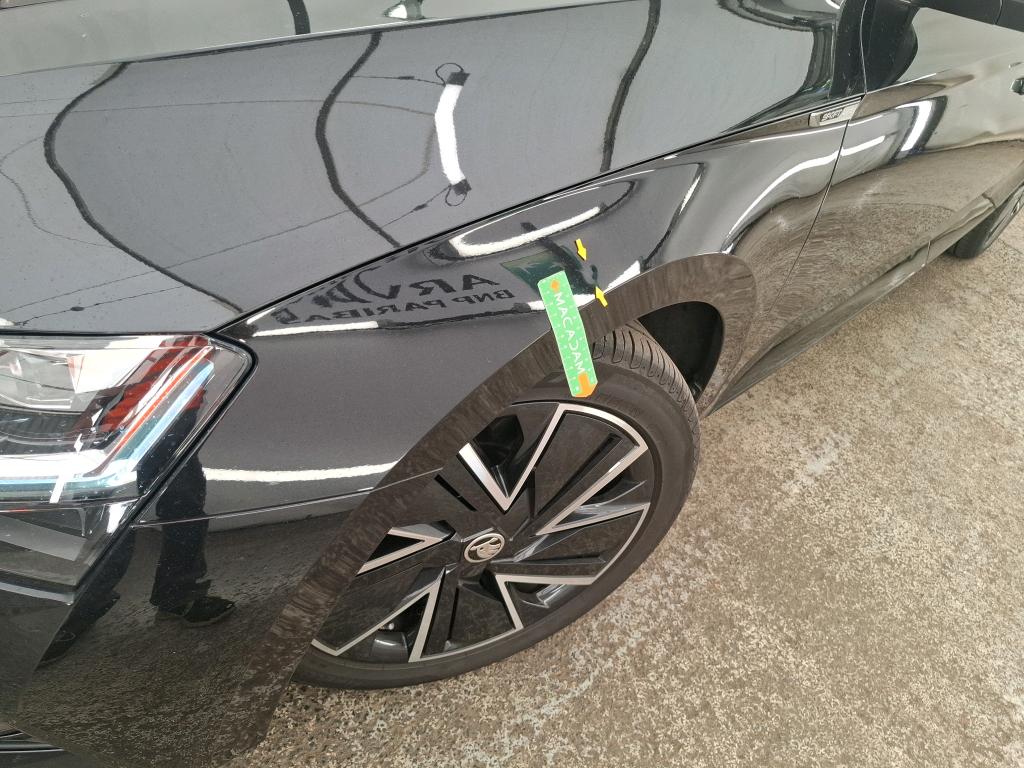 SKODA SUPERB COMBI 2.0 TDI 150 SCR DSG7 Sportline 2022