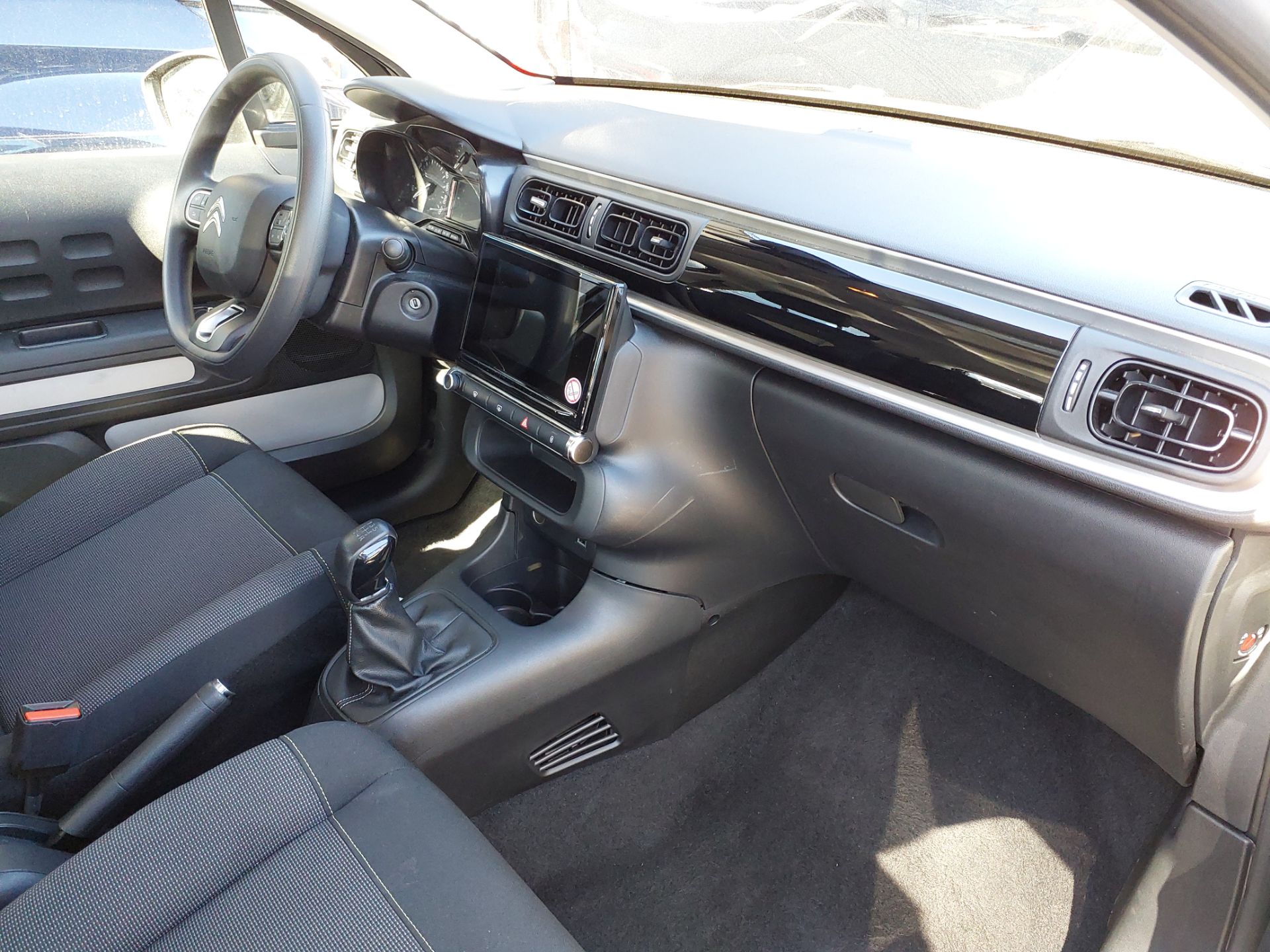 CITROEN C3 PureTech 83 BVM5 Plus 2024