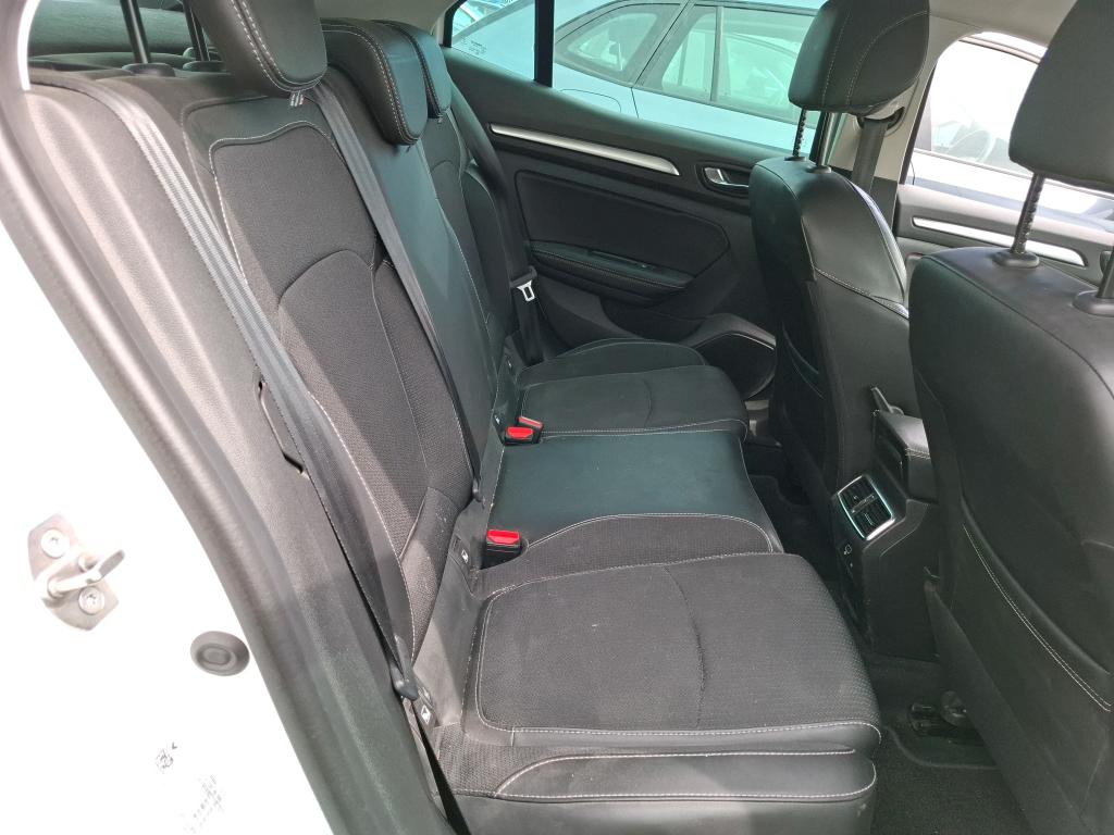 RENAULT MÉGANE MEGANE IV Berline TCe 140 EDC Techno 2023
