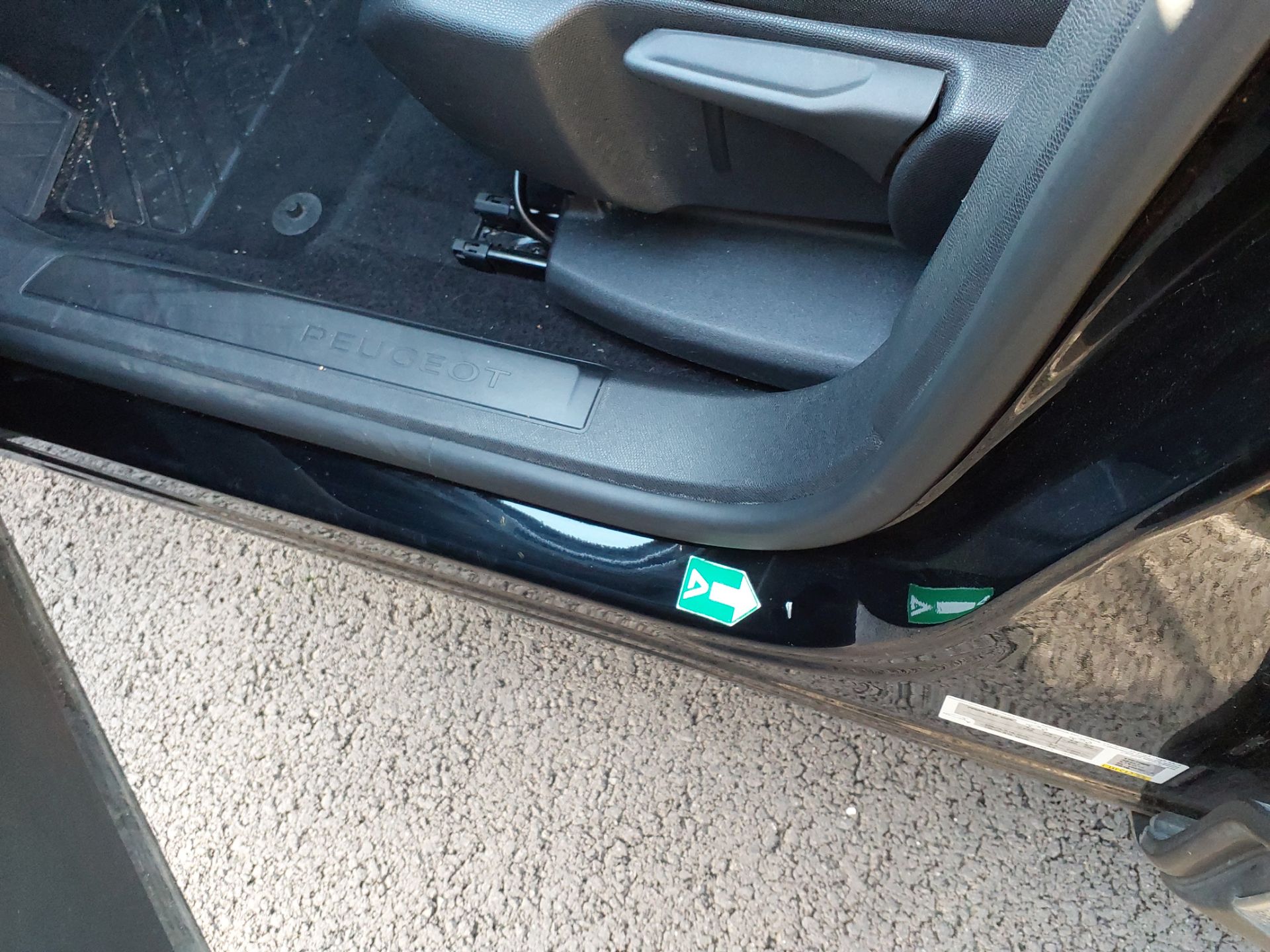 PEUGEOT 3008 Hybrid 136 e-DCS6 Allure Pack 2024