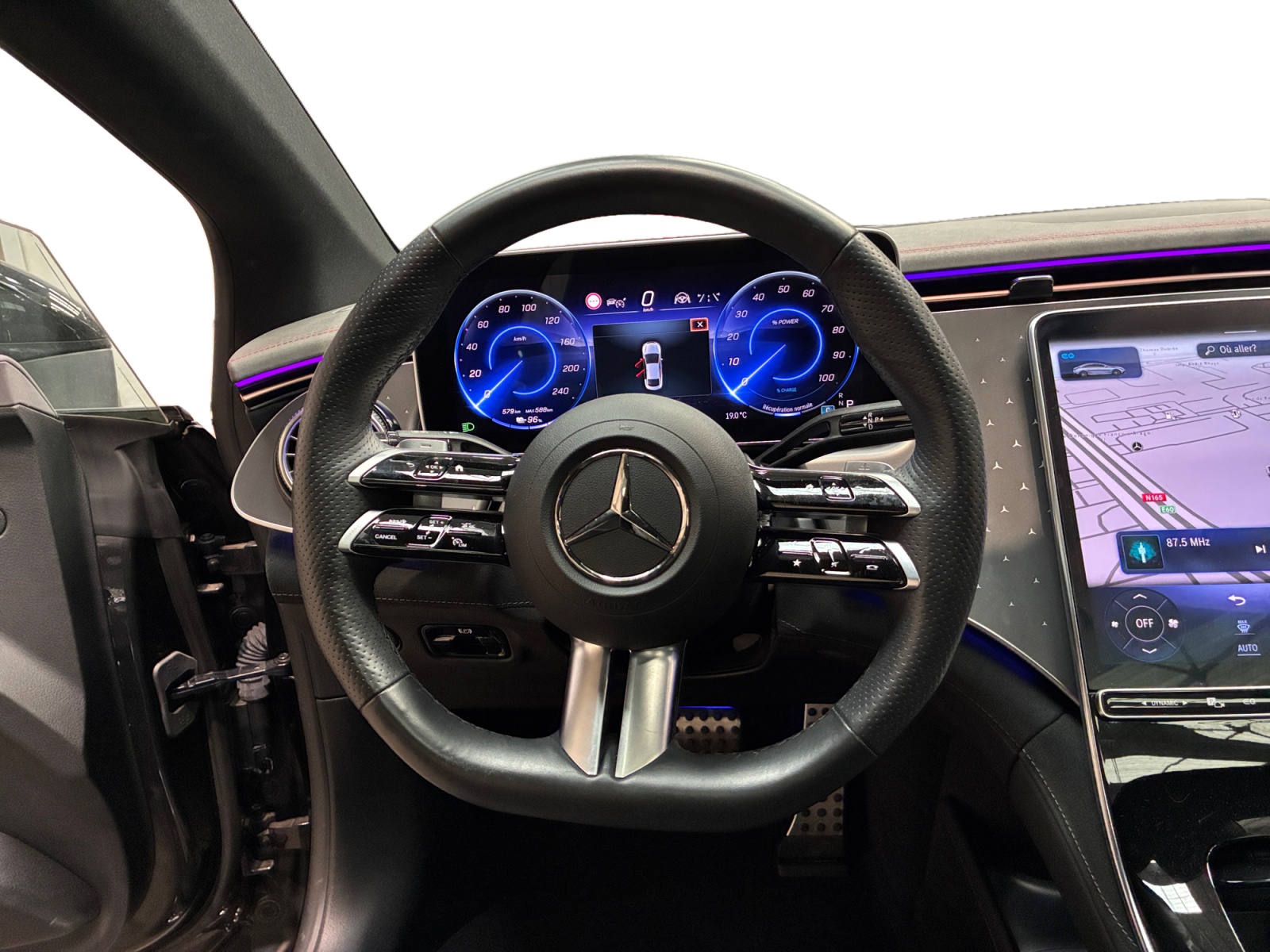 MERCEDES EQE 350 AMG Line 2023