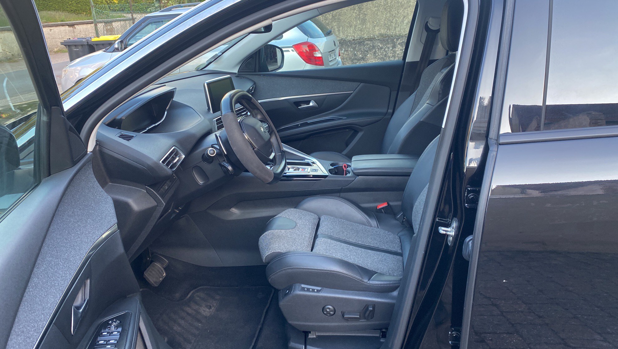 PEUGEOT 5008 BUSINESS BlueHDi 130ch S&S EAT8 Allure 2019