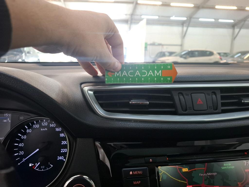 NISSAN  2019