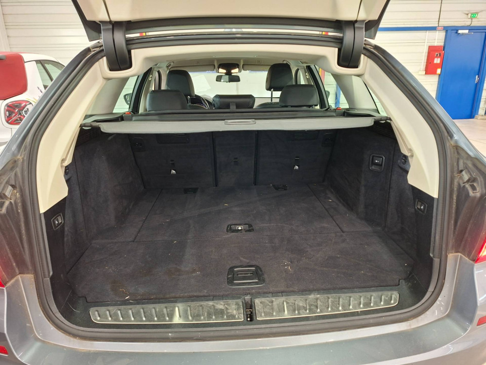 BMW SERIE 5 TOURING G31 520d xDrive 190 ch BVA8 Lounge 2020