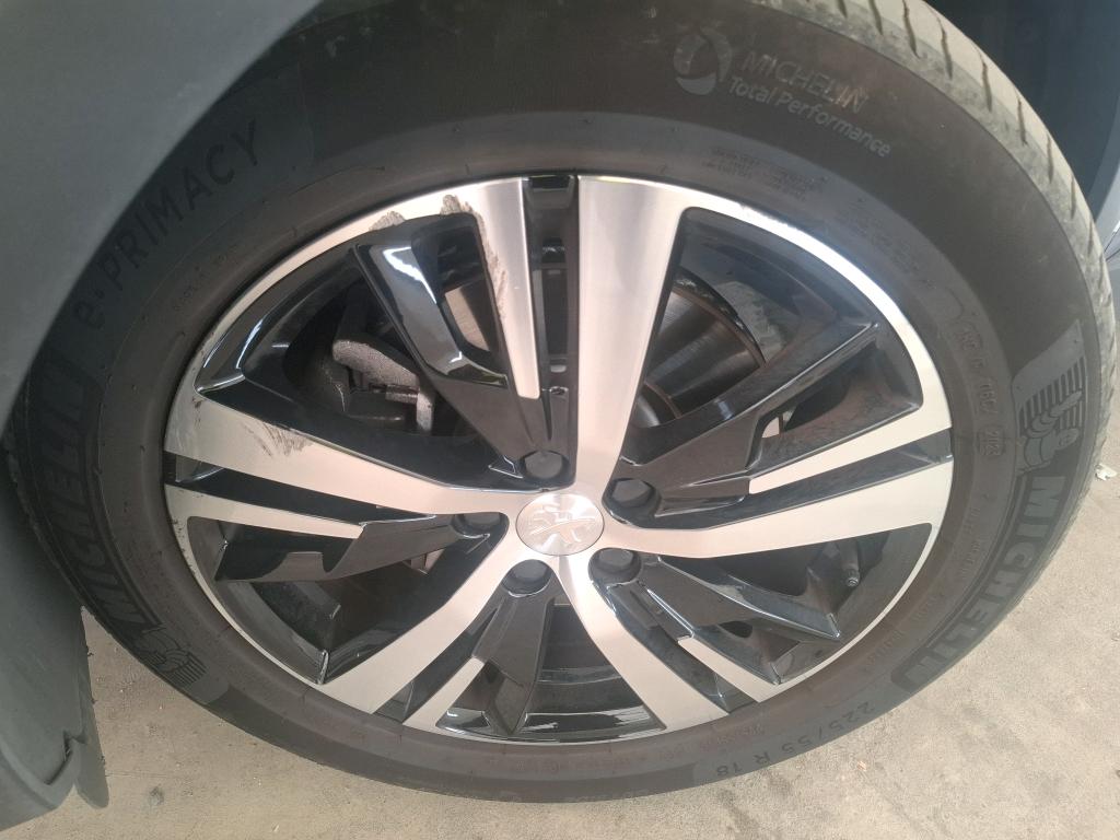 PEUGEOT 3008 Hybrid 225 e-EAT8 GT 2023