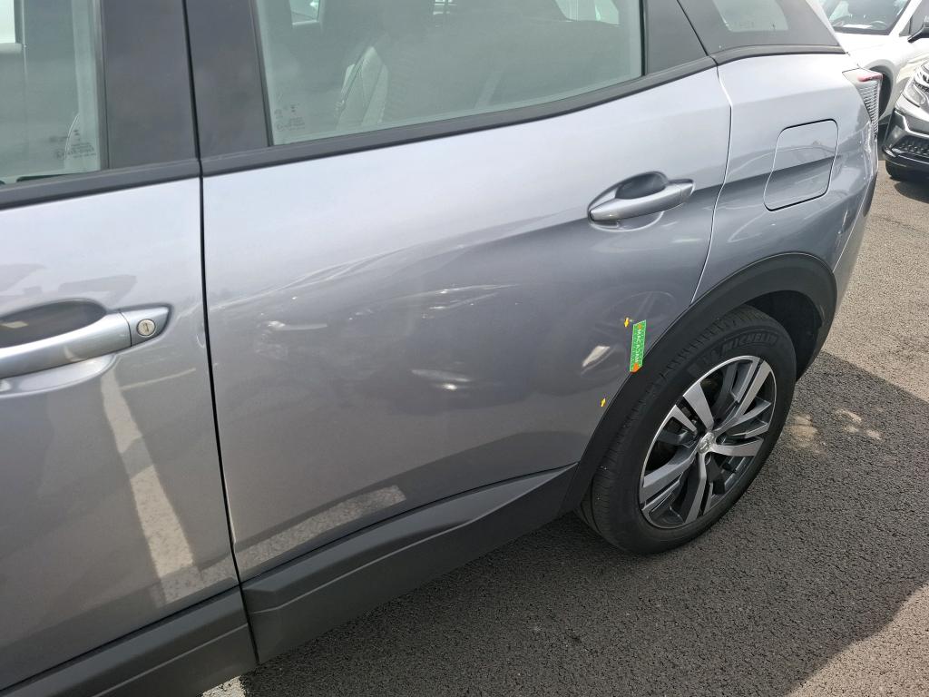 PEUGEOT 3008 Hybrid 180 e-EAT8 Active Pack 2023