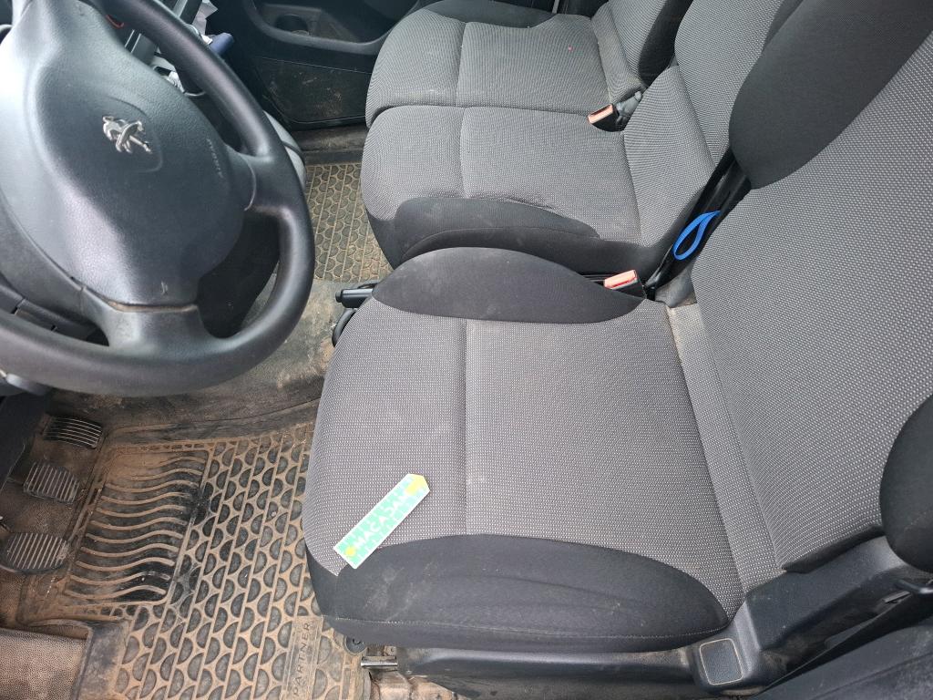 PEUGEOT PARTNER FOURGON STANDARD 1.6 BLUEHDI 100 BVM5 PREMIUM 2018
