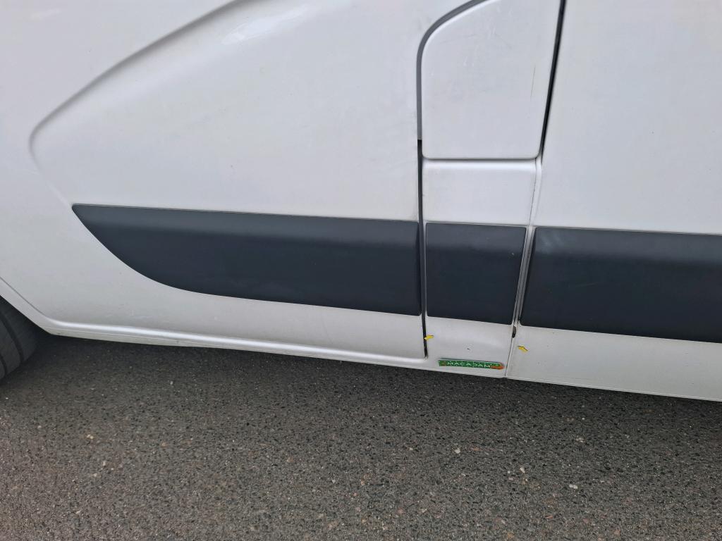 RENAULT MASTER FOURGON FGN TRAC F3300 L2H2 DCI 135 GRAND CONFORT 2021