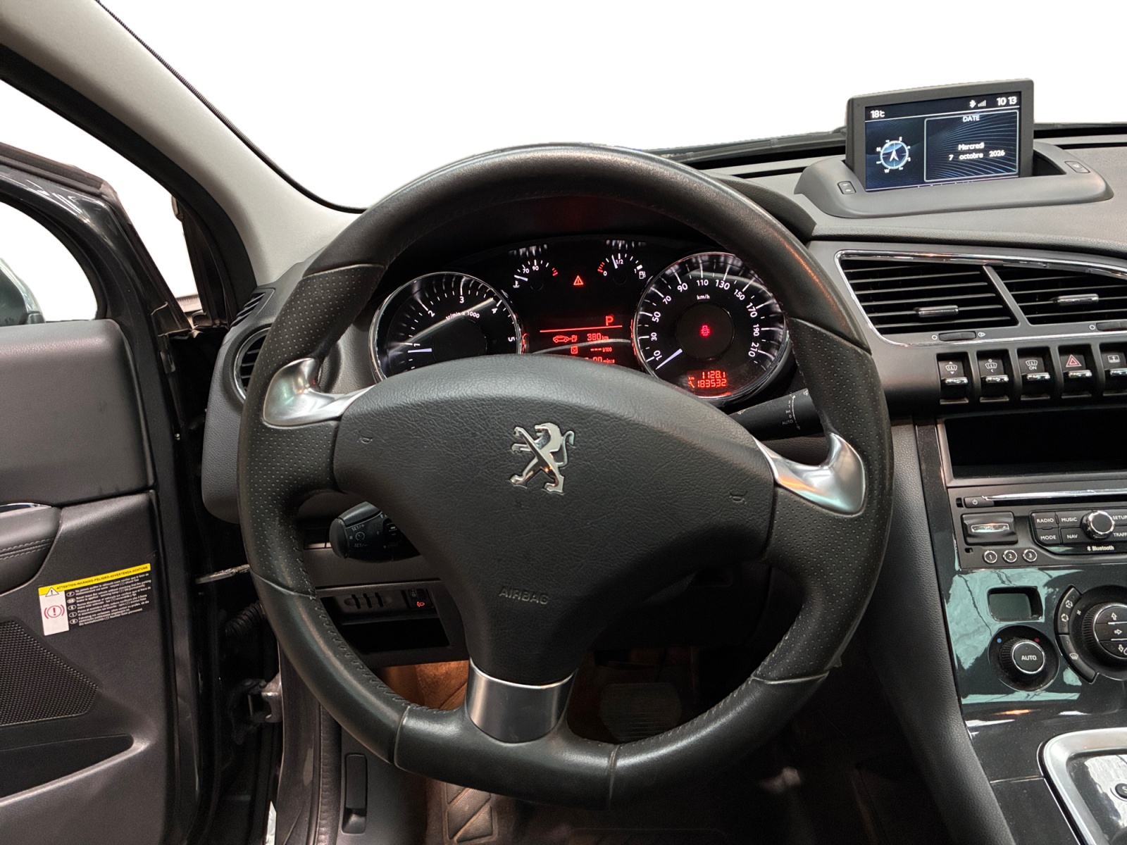 PEUGEOT 3008 1.6 BlueHDi 120ch S&S EAT6 Allure 2016