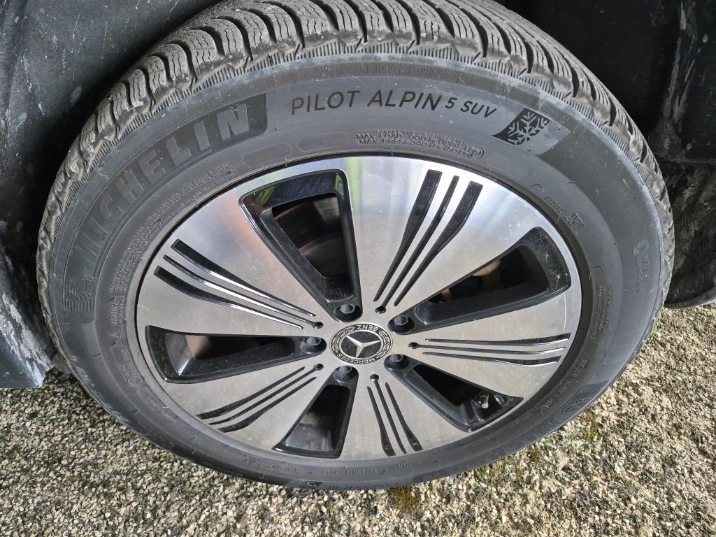 MERCEDES EQA 250+ Progressive Line 2023
