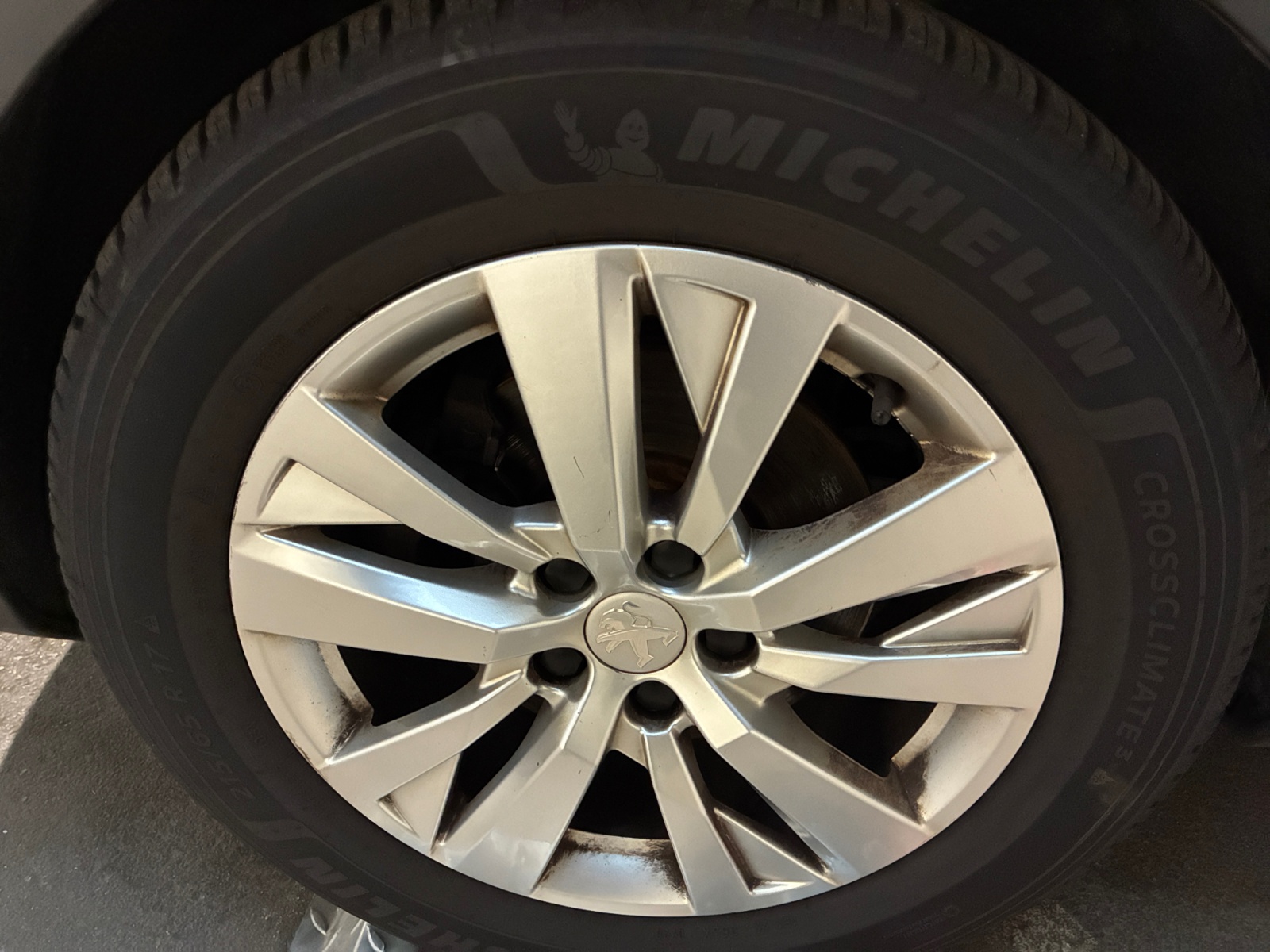 PEUGEOT 3008 BlueHDi 130ch S&S BVM6 Active Business 2021