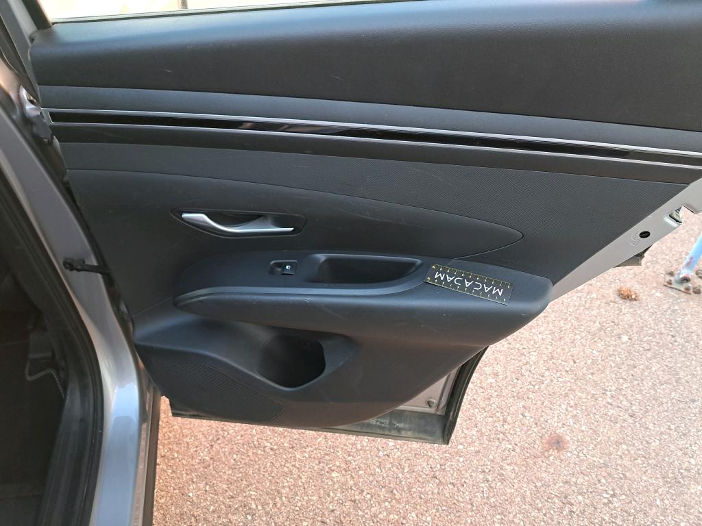 HYUNDAI TUCSON 1.6 T-GDI 230 Hybrid BVA6 Business 2022