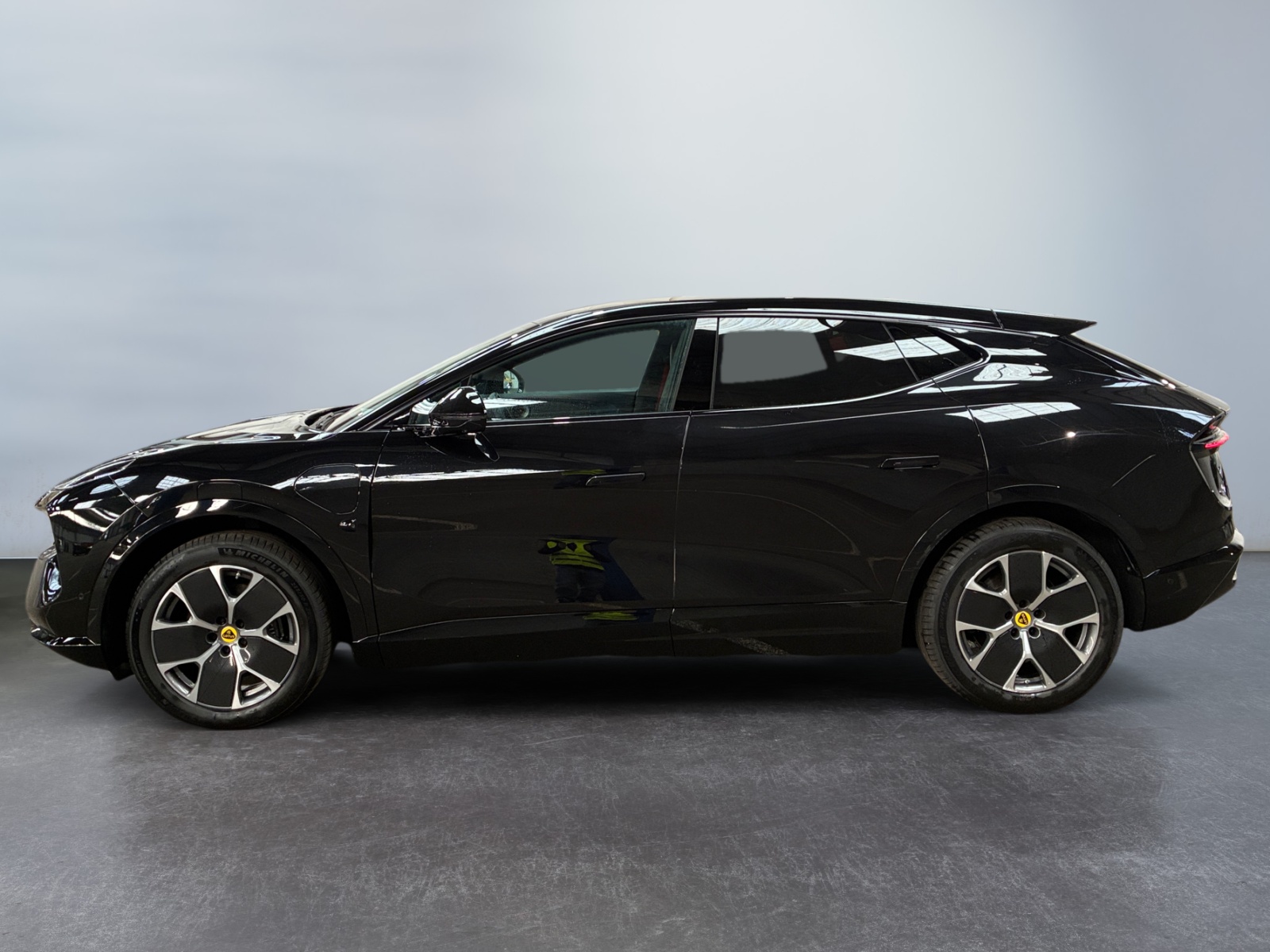LOTUS Eletre 675 2023