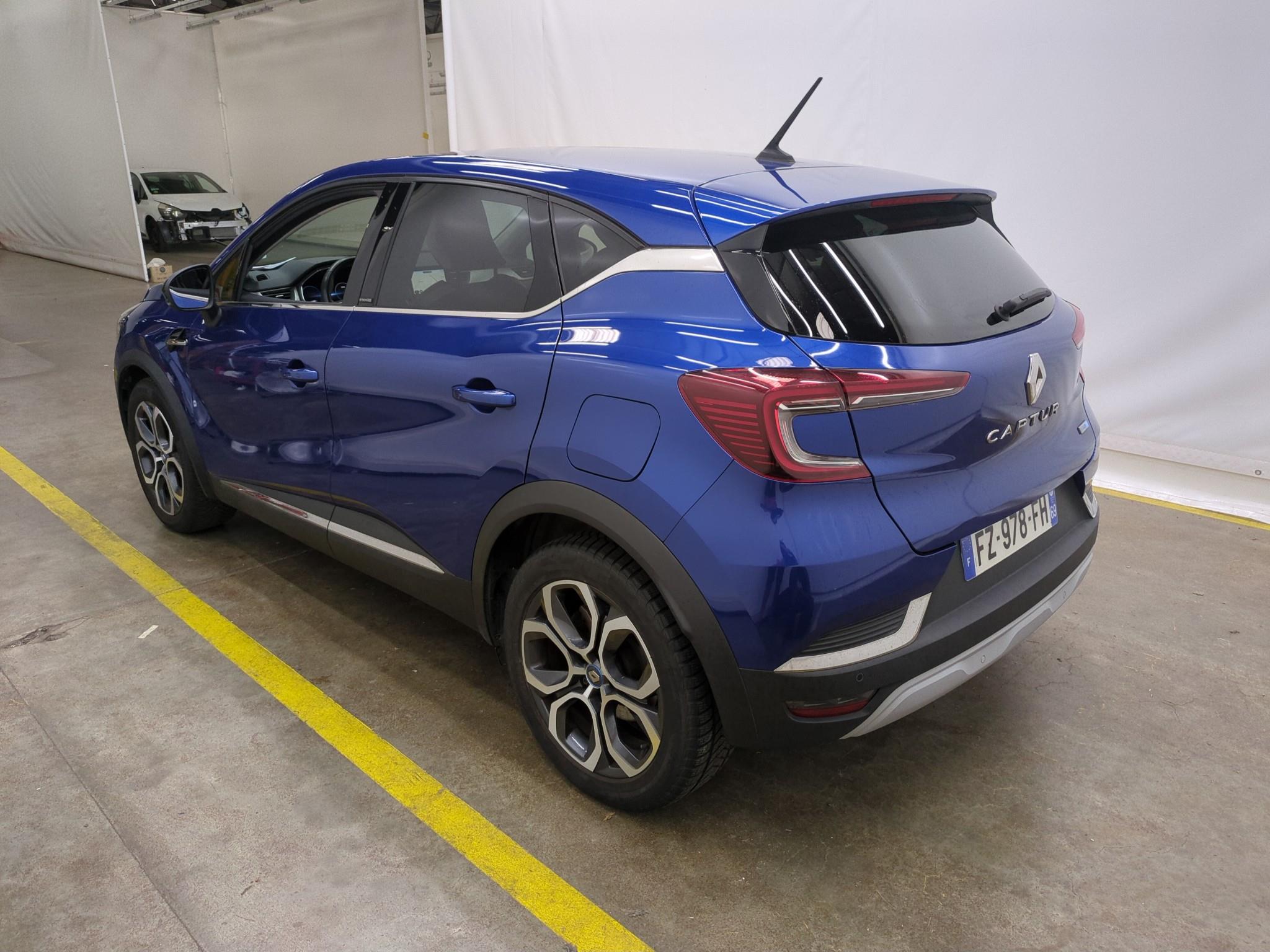RENAULT CAPTUR E-Tech Plug-in 160 Intens 2021