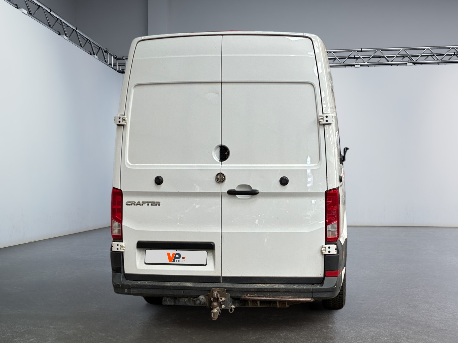 VOLKSWAGEN CRAFTER FOURGON VAN 35 L4H3 2.0 TDI 140 CH BUSINESS LINE PLUS 2017