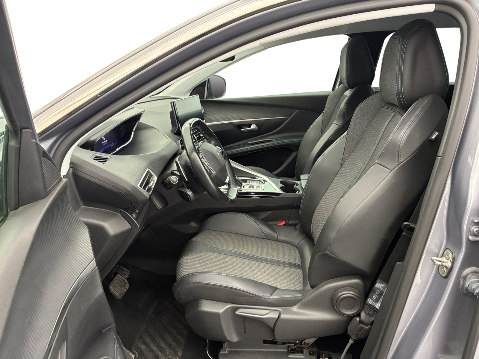 PEUGEOT 5008 PureTech 130ch S&S EAT8 Allure 2022