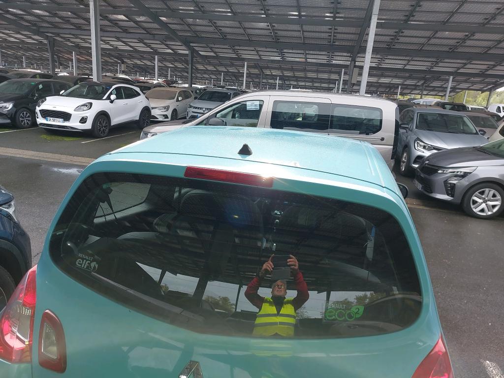 RENAULT Twingo II 1.2 LEV 16v 75 eco2 Authentique Euro 5 2011
