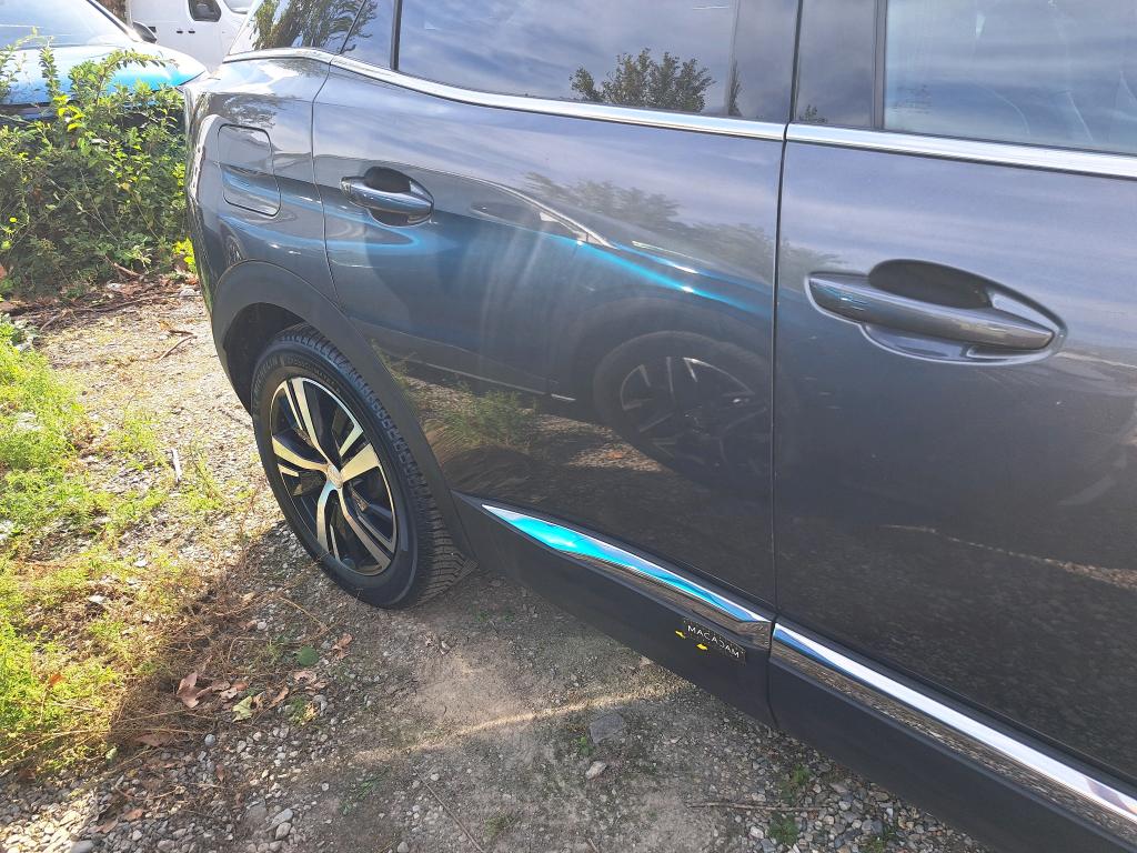 PEUGEOT 3008 Hybrid 225 e-EAT8 GT 2022