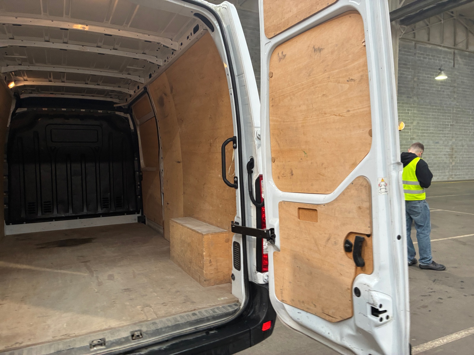 RENAULT TRUCKS MASTER FGN 3.5t 2.3 DCi 135 L3H2 2022