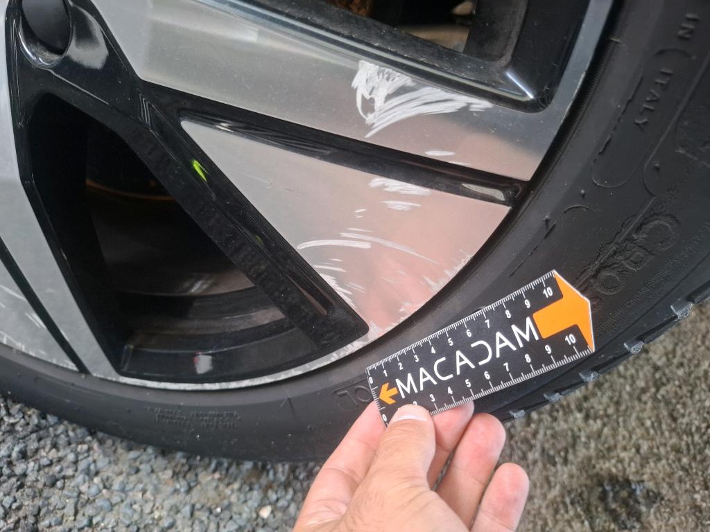 VOLVO XC40 Recharge Twin AWD 408 ch 1EDT Pro 2021