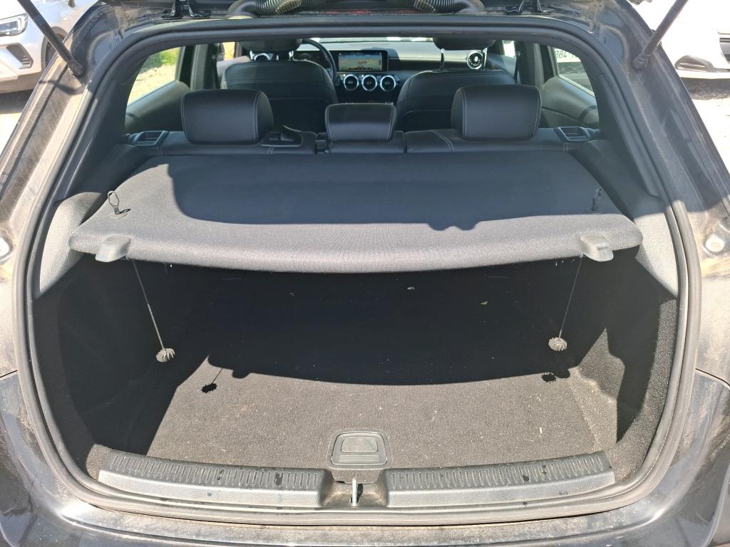 MERCEDES-BENZ MERCEDES CLASSE A 180 d 7G-DCT Style Line 2019