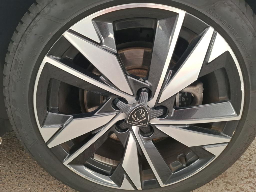 PEUGEOT 308 PHEV 180 e-EAT8 Active Pack 2023
