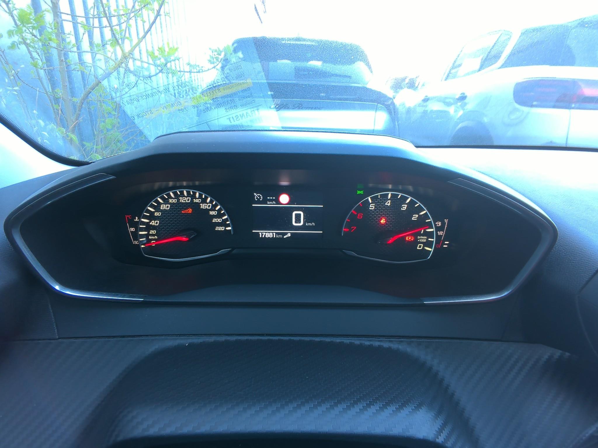 PEUGEOT 208 100ch S&S BVM6 Style 2025