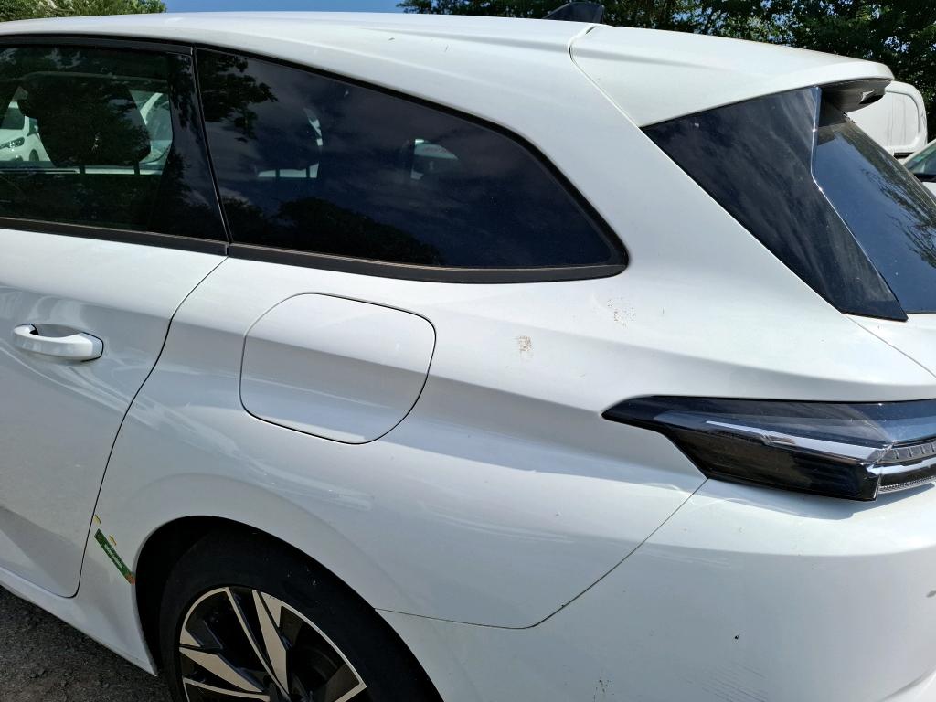 PEUGEOT 308 SW PHEV 180 e-EAT8 Active Pack 2022