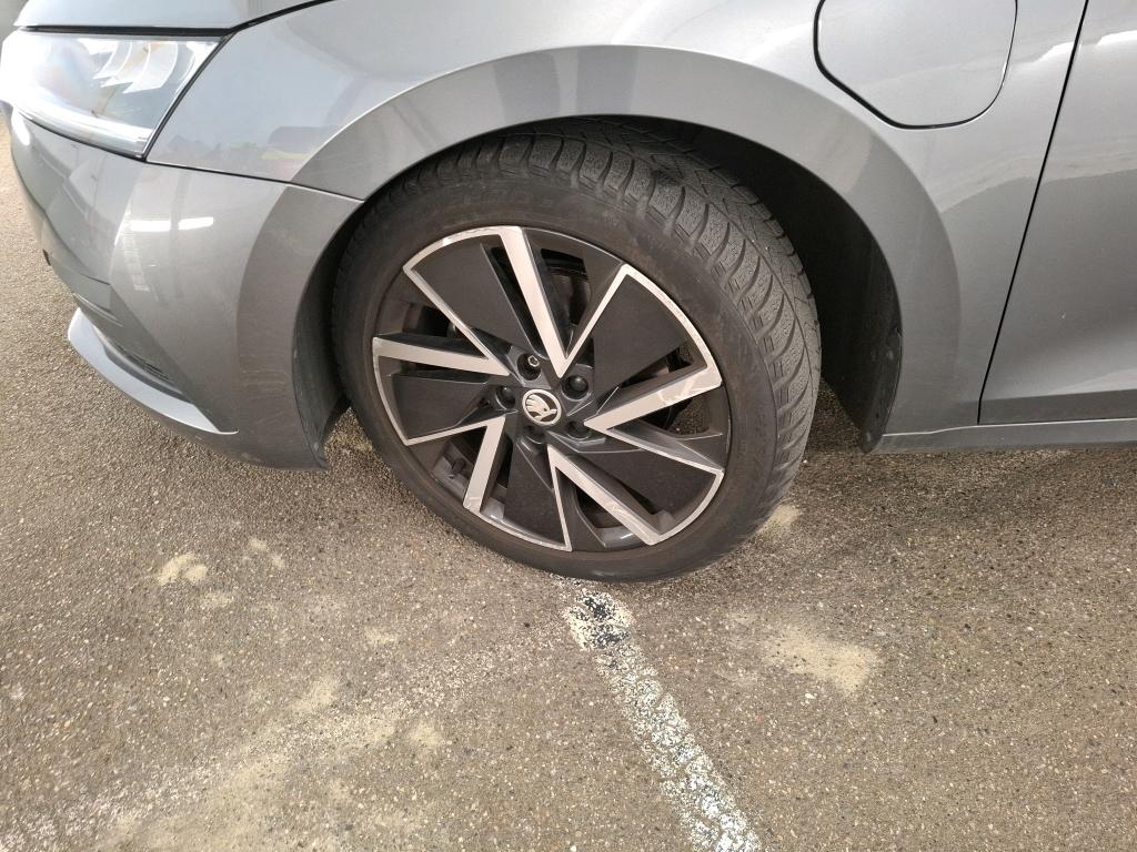 SKODA OCTAVIA COMBI 1.4 TSI PHEV iV 204 ch DSG6e Business 2022